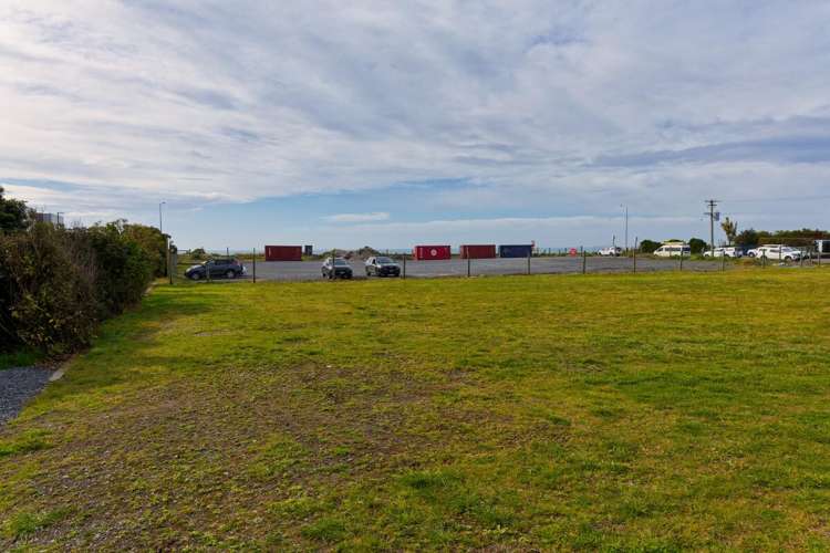 124 - 128  Beach Road Kaikoura_16