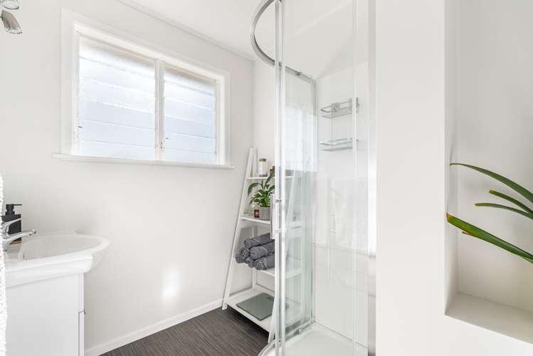 84 Corks Road Tikipunga_14