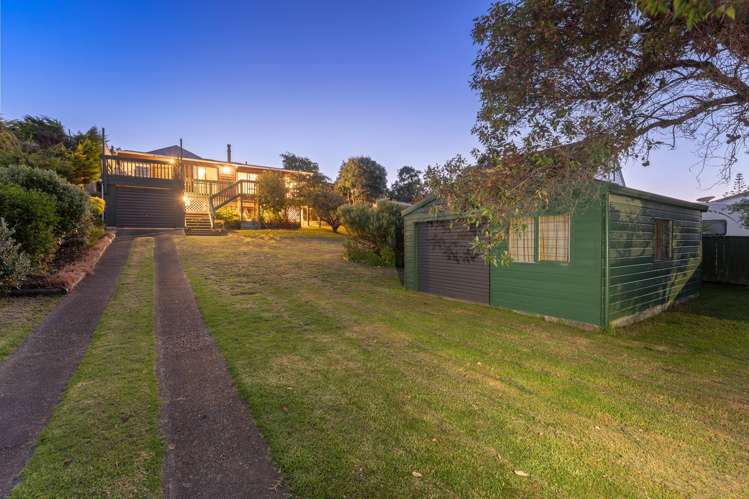 12 Kaitawa Street Waikanae Beach_26