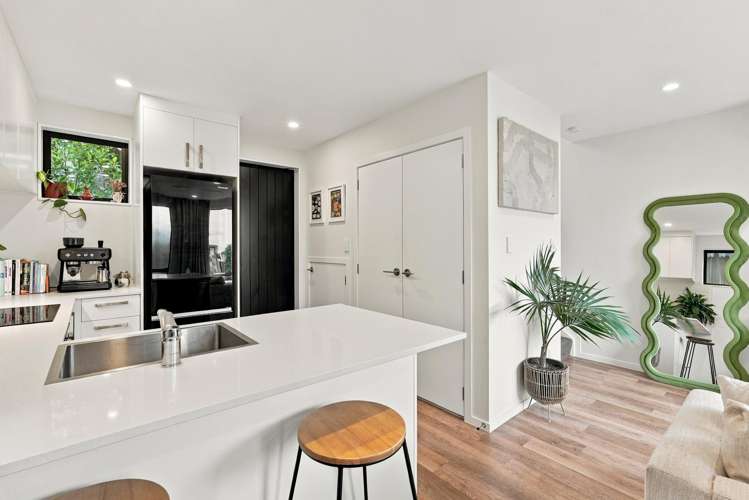 1 Tokai Place Glen Eden_15