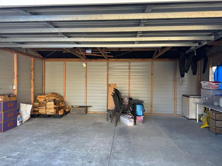 64 Louisa Street Gladstone_12