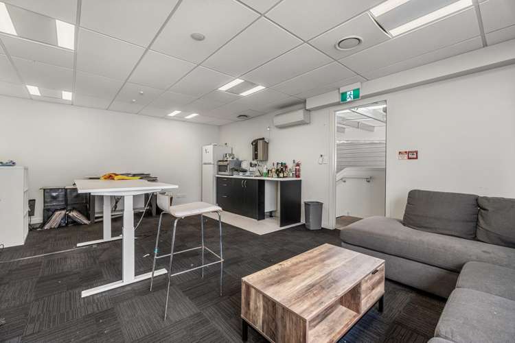 13 Kahu Crescent Te Rapa_9