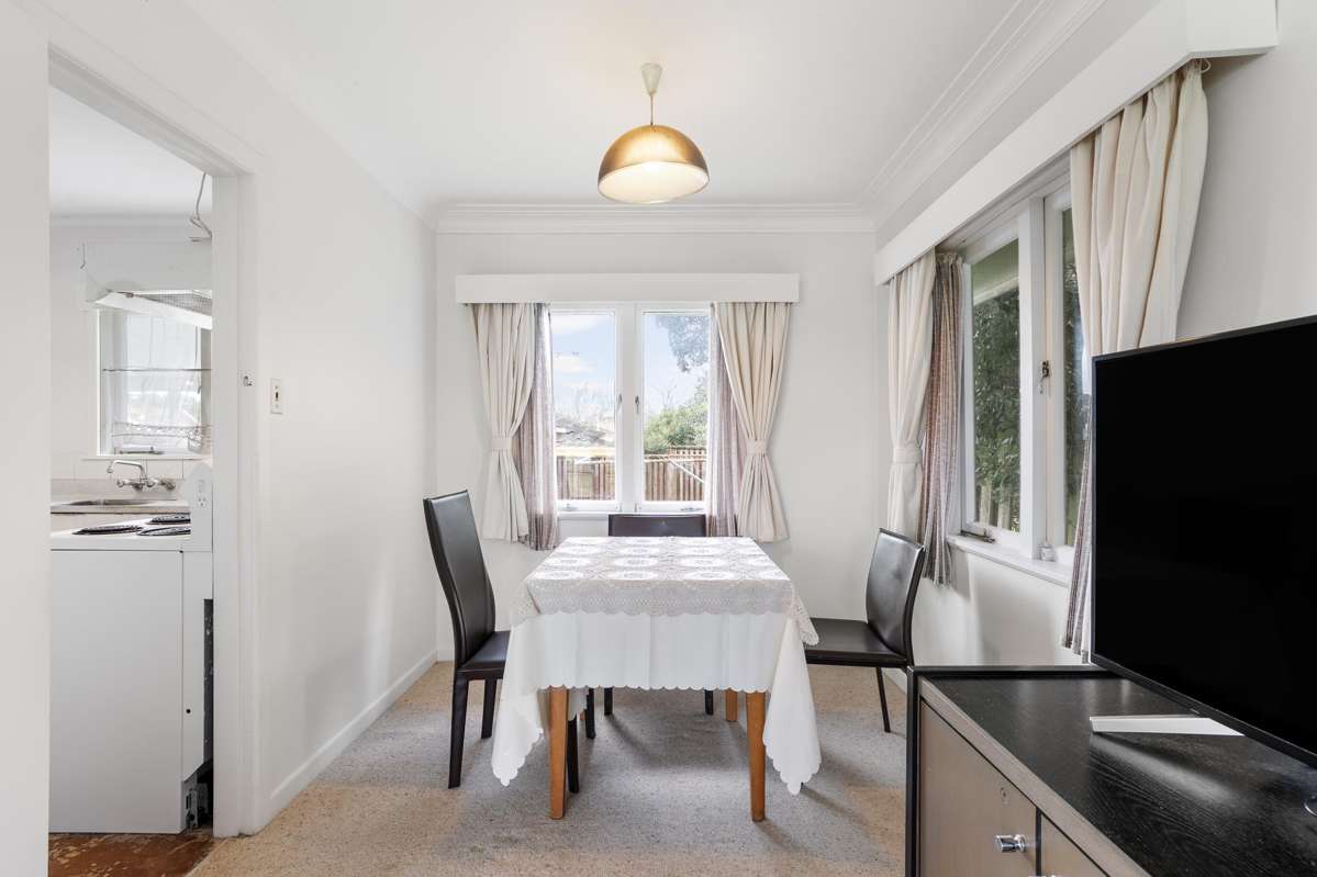 79A White Swan Road_1