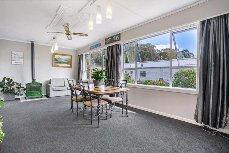 30 and 32 Level Street Dipton_17