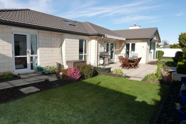 4 Crofton Road Harewood_0