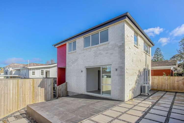 2/83 Campbell Road_0