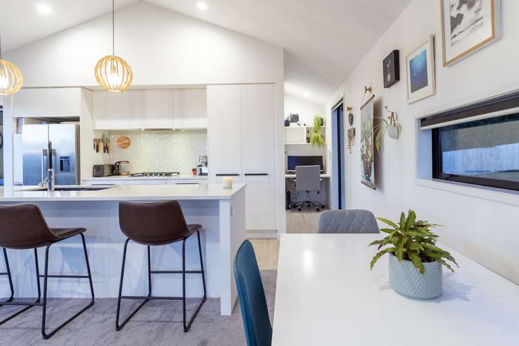 272 Ballintoy Park Drive Welcome Bay_8