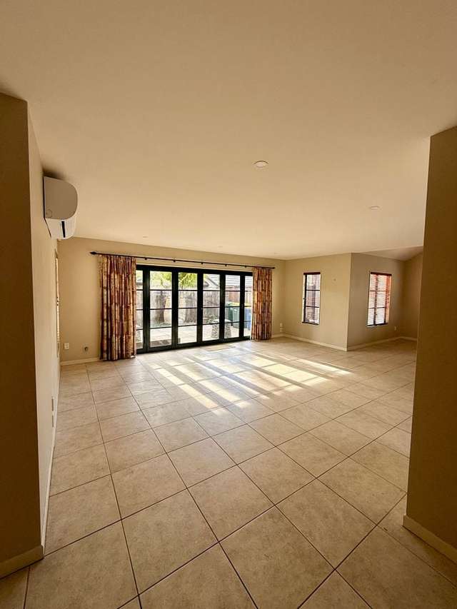 2 Oakway Drive Schnapper Rock_3