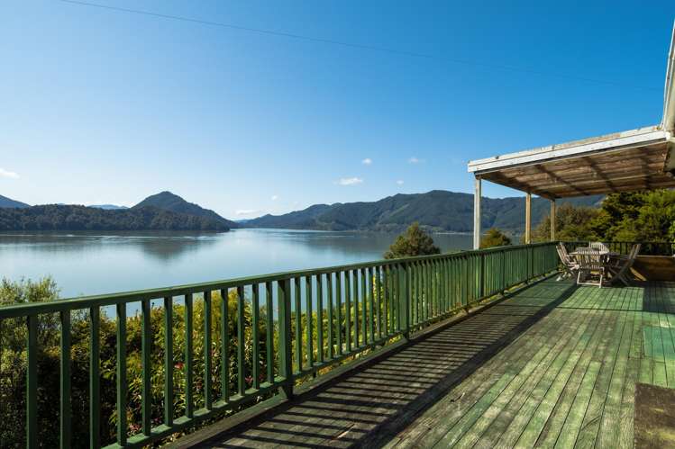 1 Black Point, Whatanihi Marlborough Sounds_17