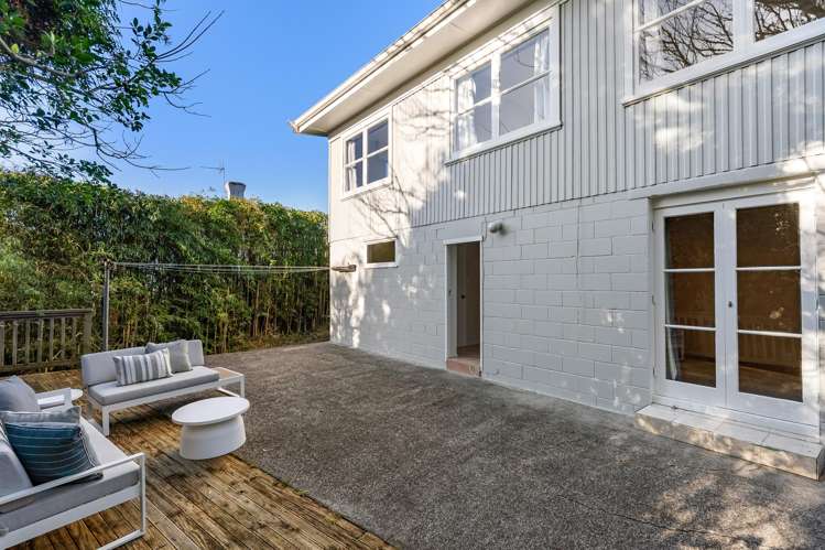 141 Ocean View Road Hillcrest_19