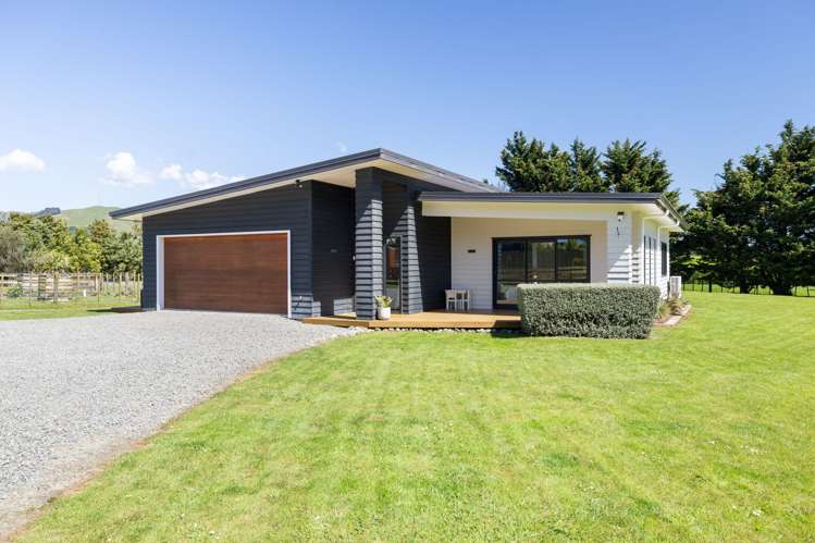 32 Tokomaru East Road_0