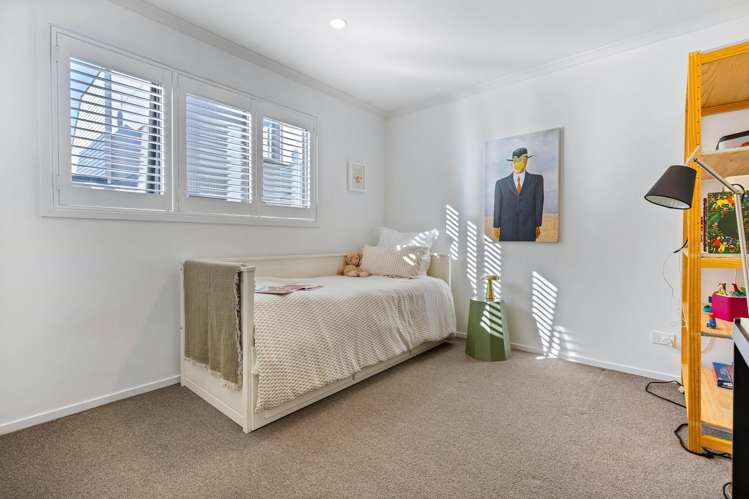 35 Kerewhenua Crescent Hobsonville Point_12