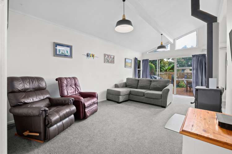 6 Te Anau Place Glenview_5