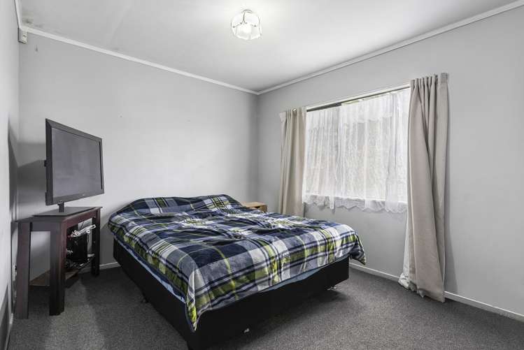 127 Maplesden Drive Clendon Park_10