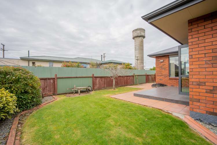 6 Queen Street Winton_11