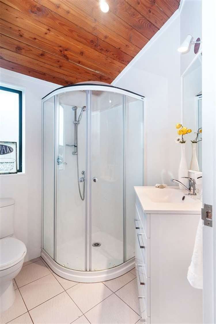 128a Elstree Avenue Point England_10