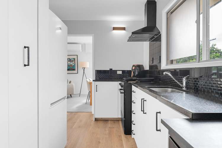 159 Tramway Road Enderley_7