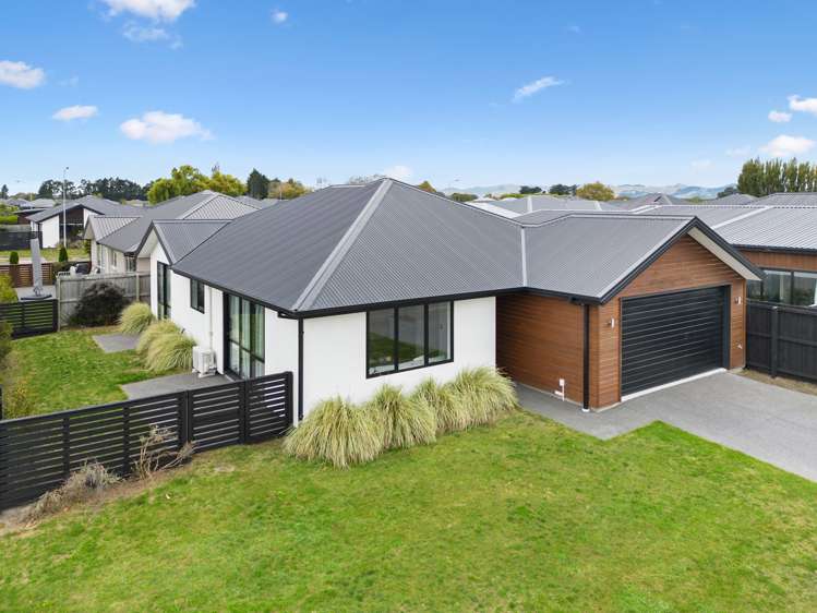 24 Robert Duncan Road Belfast_16