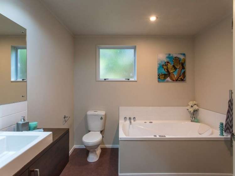 15 Volga Street Island Bay_11