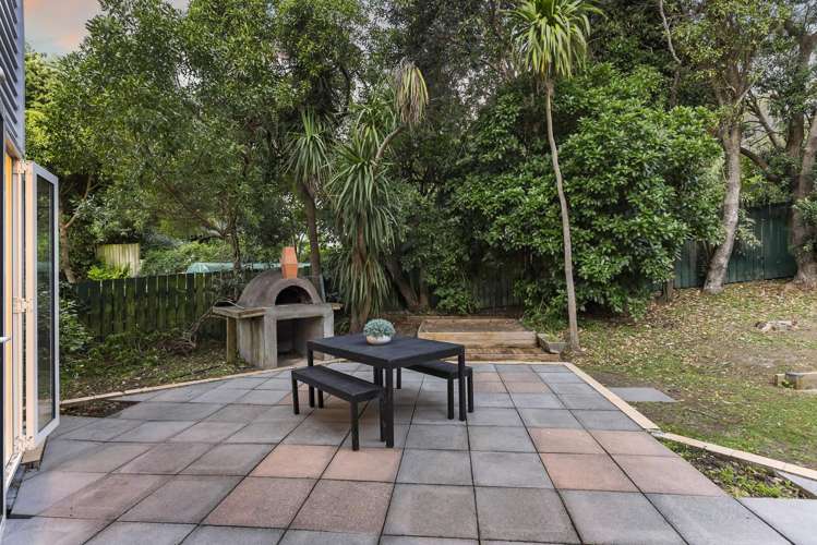 25 Sidlaw Street Strathmore Park_16