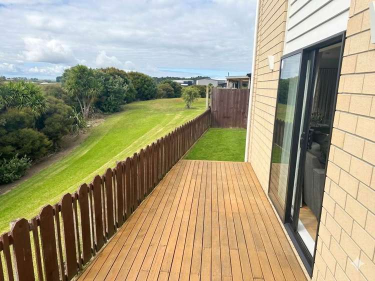 13 Nga Waka Place Mangere_12