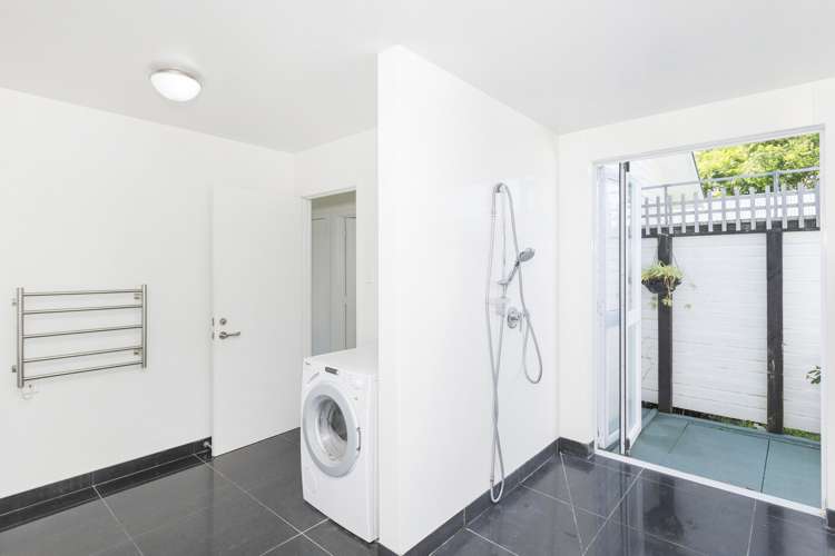 8 Parker Street Elgin_11