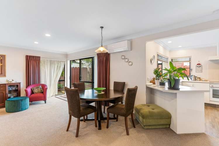 2/16 Travers Place Northpark_5