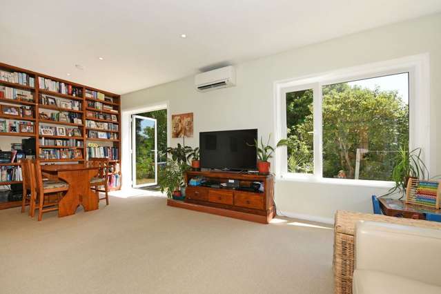 78 Blue Mountains Road Pinehaven_2