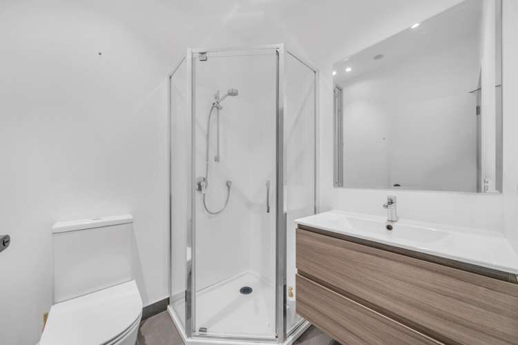 404/553c Glenfield Road Glenfield_8