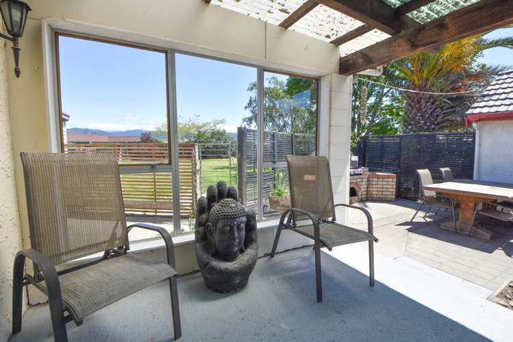 394 High Street South Carterton_15