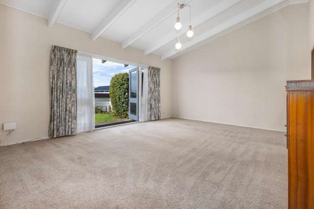 556 Queen Street East Levin_2