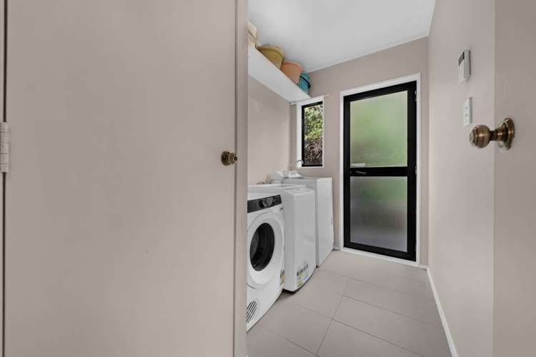 2/13 Bowman Road Forrest Hill_13