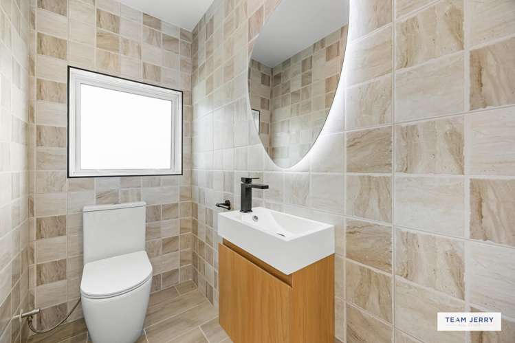 2 Longview Oak Lane Rosehill_11