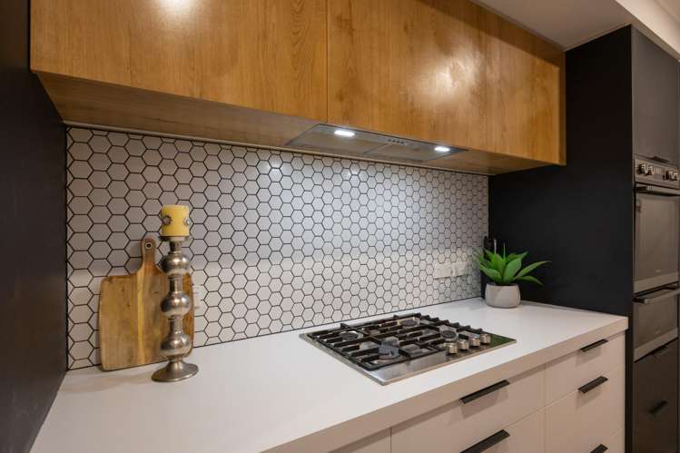 12 Huffington Place Feilding_7