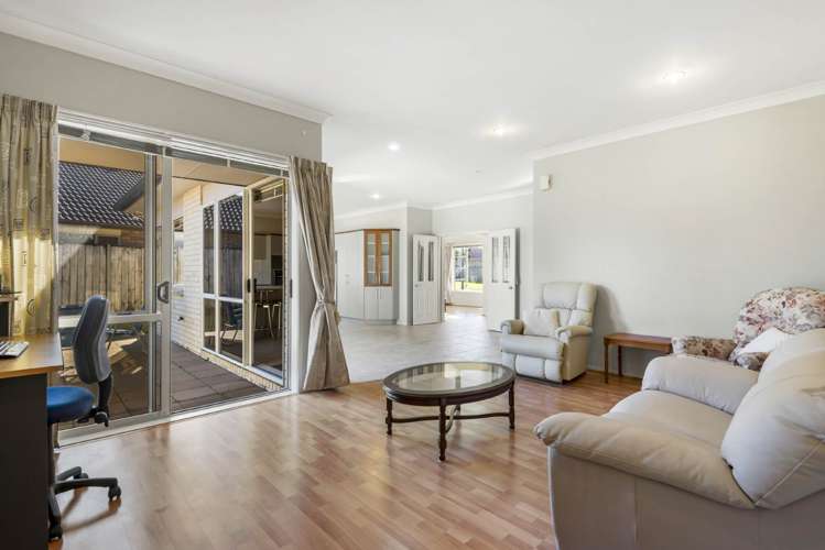 6 Banshire Close Flat Bush_5
