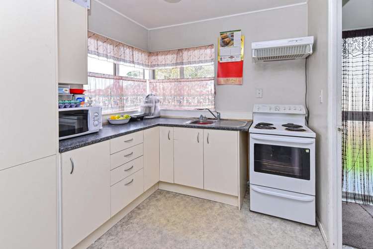 395 Roscommon Road Clendon Park_4