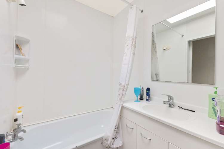 66A B and C Glenpark Avenue Frankleigh Park_27