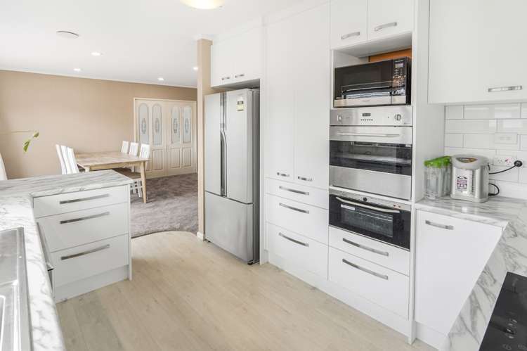 45 Ashurst Avenue Pukete_6