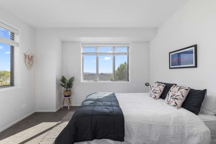 8 Bernora Crescent Bombay_14