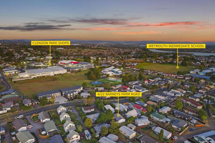 4/22 Barneys Farm Road Clendon Park_17