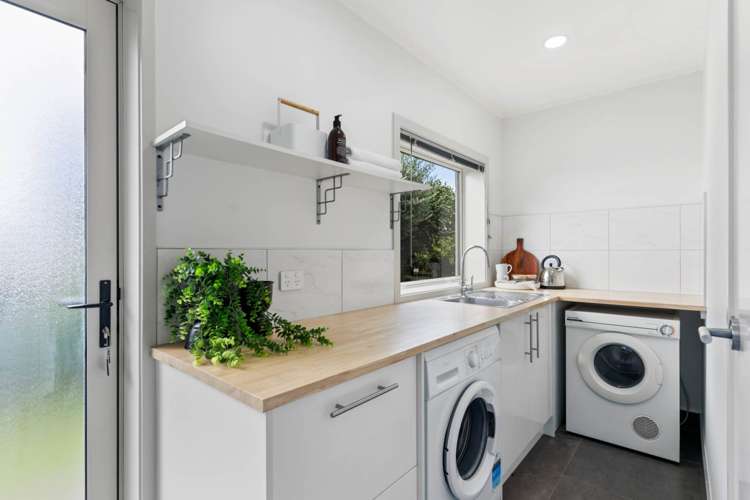 11 Theodora Place Mairangi Bay_27