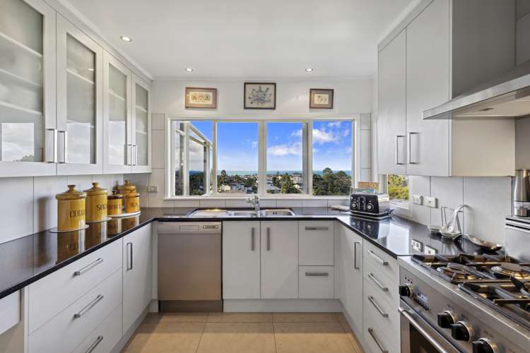 493 East Coast Road Murrays Bay_8