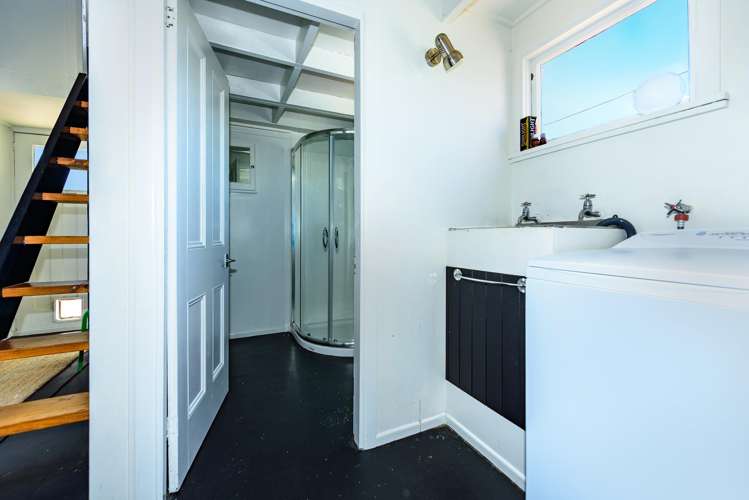 437 Ferry Road Woolston_16