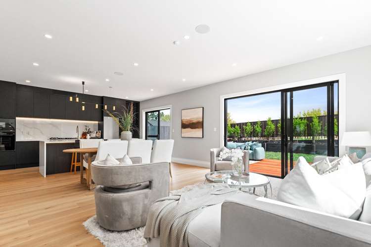 13 Fallowdown Street Wainui_12
