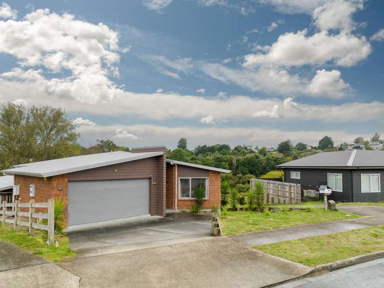 55 Alpers Ridge Leamington_21