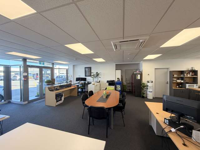 1 Downer Street Hutt Central_3