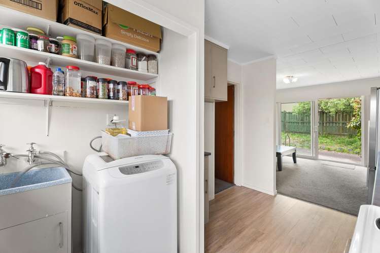 2/68A Ridge Road Howick_9