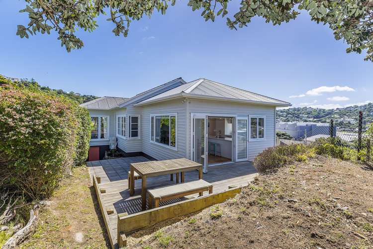 122 Tauhinu Road Miramar_6