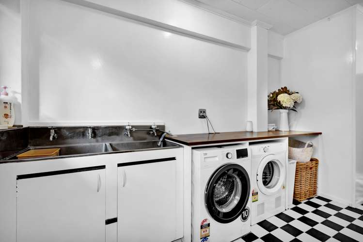 3 High Road Hawera_21