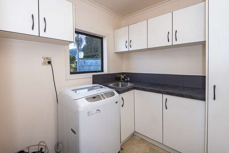 91 Great North Road Kamo_12